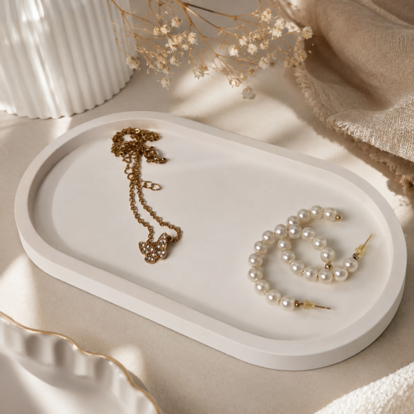 Minimalist Oval Tray